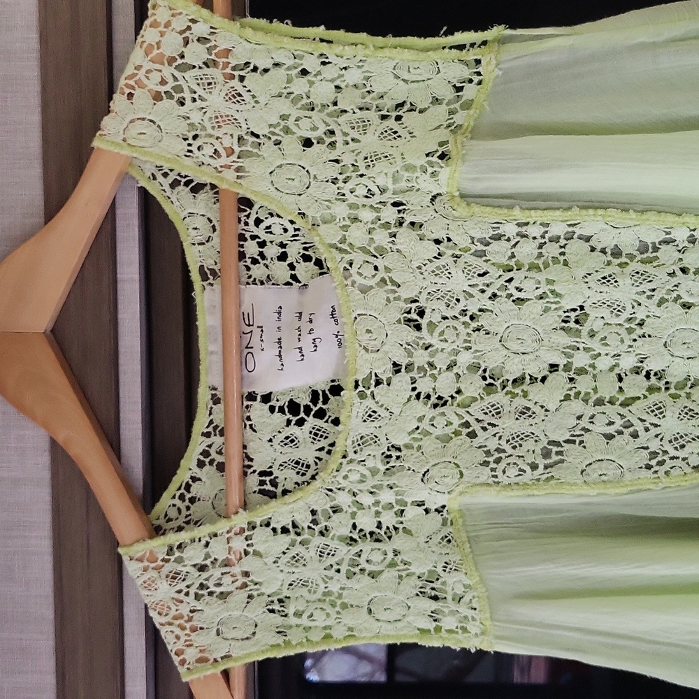 WILL BE GONE SOON) NWOT, "Flower embriodered top) - Picture 10 of 13